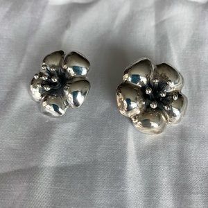Beautiful Mexico Sterling Silver Hibiscus Earrings